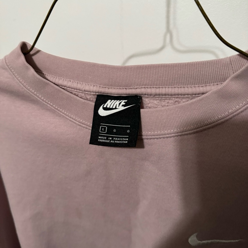 Nike Logo Crop Crewneck Sweatshirt - Picture 7 of 8